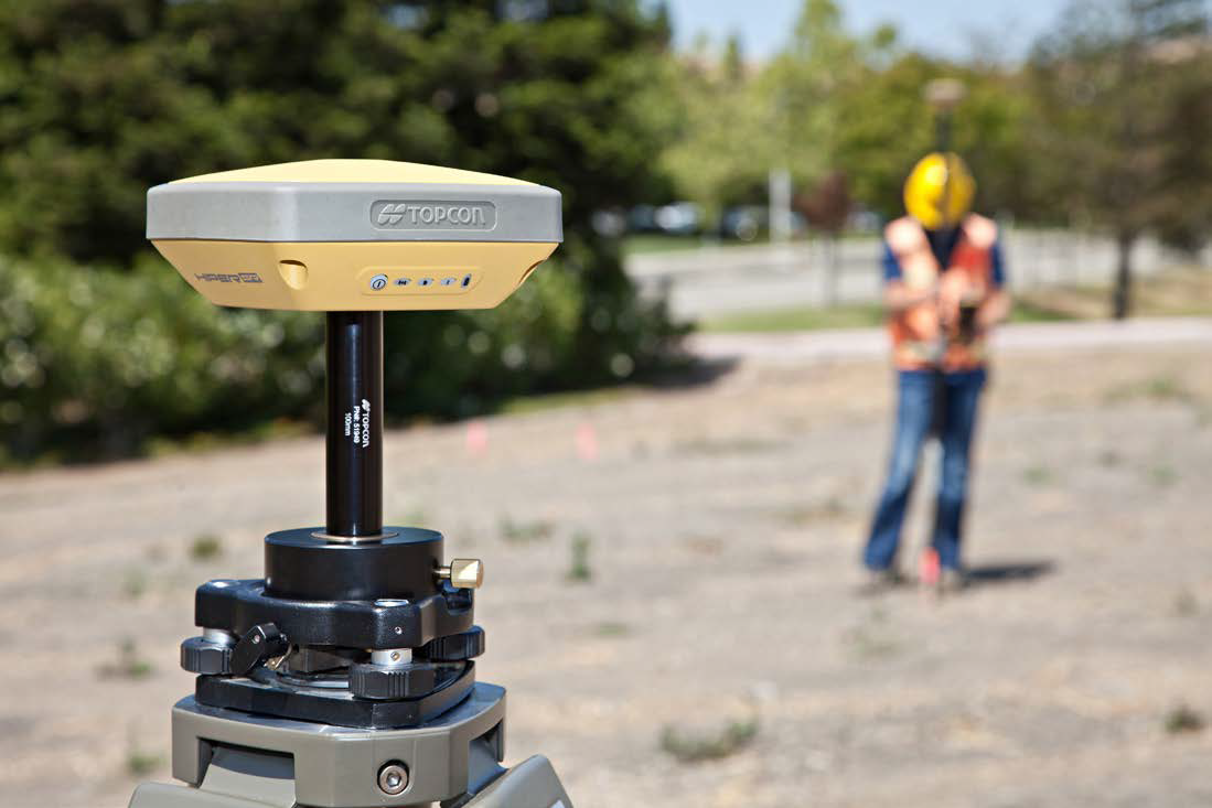 TOPCON　2周波GNSS受信機 HiPer SR