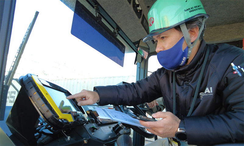 酒井重工業株式会社の寺野氏からも本製品への思い入れが感じられた。