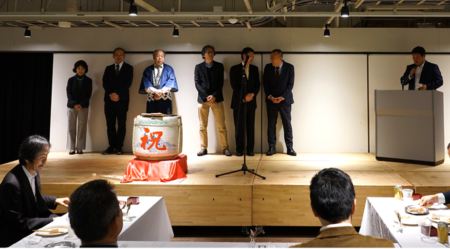 神戸清光の勤続者表彰も行った。