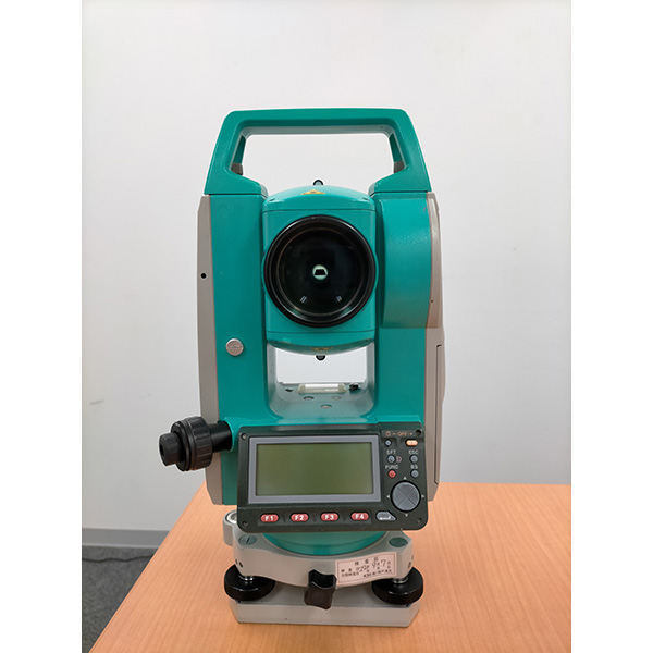 中古ソキア トータルステーション SET530RS