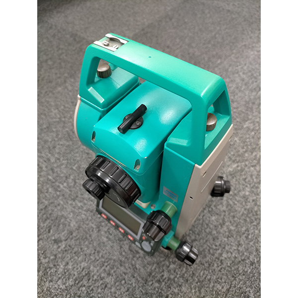 中古ソキア トータルステーション SET530RS