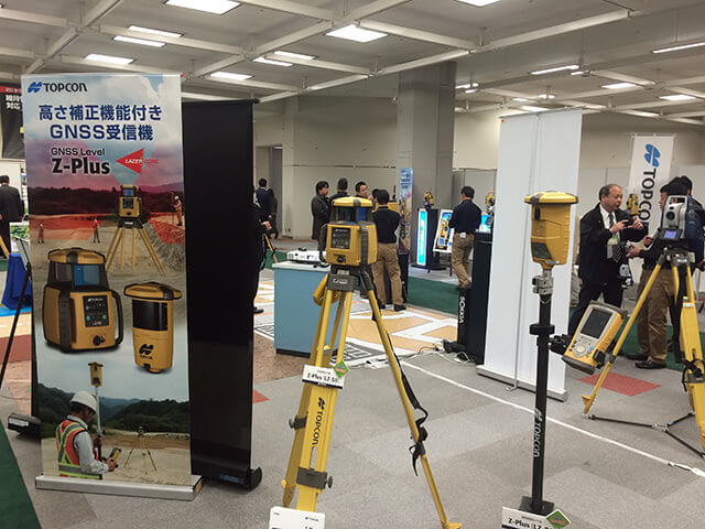 【写真】トプコンソキアポジショニングジャパンロードショー2015 GNSSレベル Z-plus