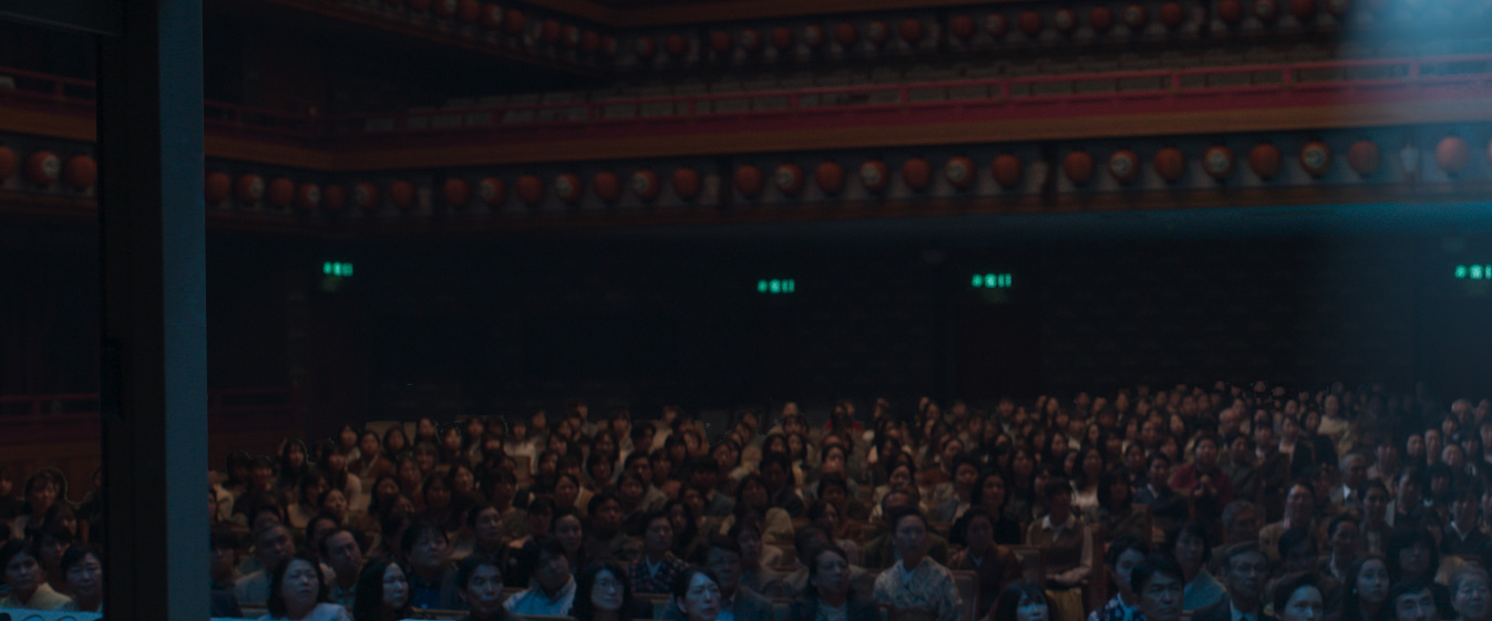 ２.作業後の様子。  2階・3階が追加され、更に迫力が増します。映画『国宝』