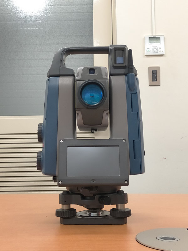 中古品セット （U-032） 【1】ソキア トータルステーションiX-1003 【2】リモートキャッチャーRC-PR4 【3】360°プリズムATP1(360°） 【4】データコレクタSHC500+SDRサーベイ　