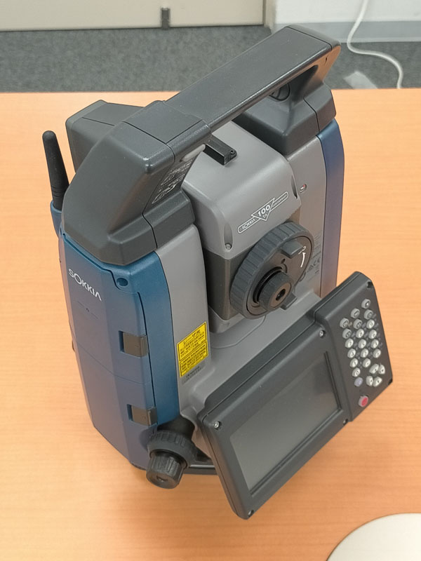 中古品セット （U-032） 【1】ソキア トータルステーションiX-1003 【2】リモートキャッチャーRC-PR4 【3】360°プリズムATP1(360°） 【4】データコレクタSHC500+SDRサーベイ　