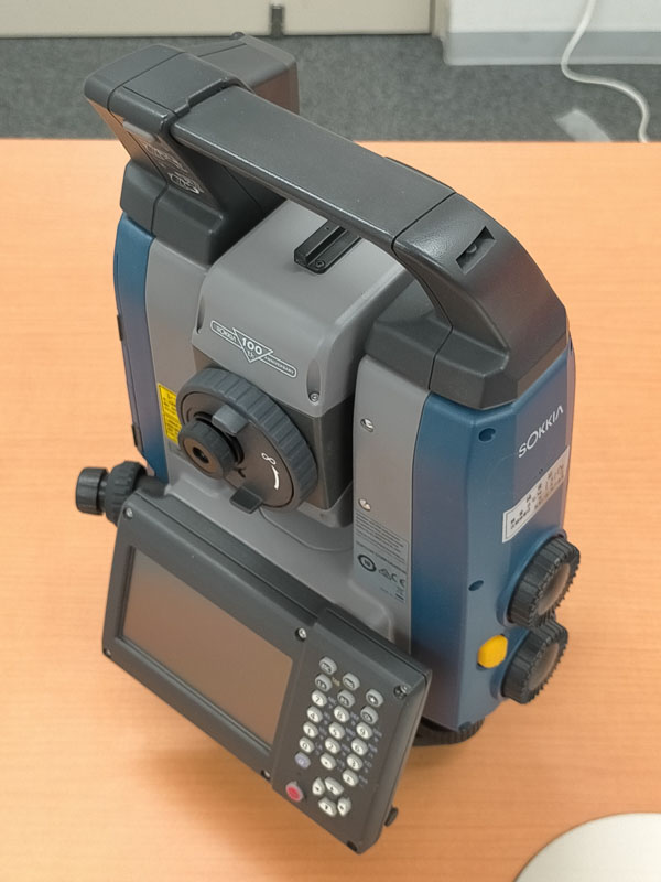 中古品セット （U-032） 【1】ソキア トータルステーションiX-1003 【2】リモートキャッチャーRC-PR4 【3】360°プリズムATP1(360°） 【4】データコレクタSHC500+SDRサーベイ　