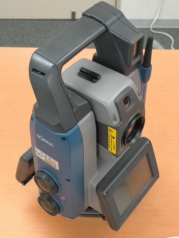 中古品セット （U-032） 【1】ソキア トータルステーションiX-1003 【2】リモートキャッチャーRC-PR4 【3】360°プリズムATP1(360°） 【4】データコレクタSHC500+SDRサーベイ　