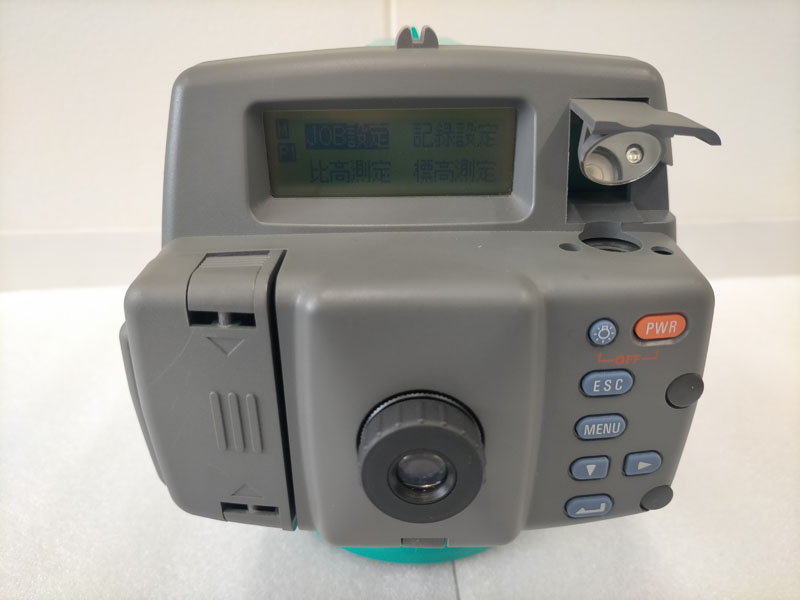 ソキア デジタルレベルSDL50 (スタッフBAS55付） 中古品（U-034）